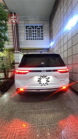 جیپ گراند شیرۆکی